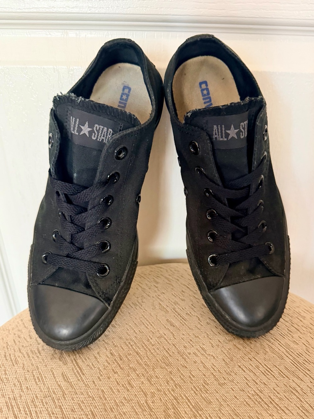 Converse Black Low-Top Shoes